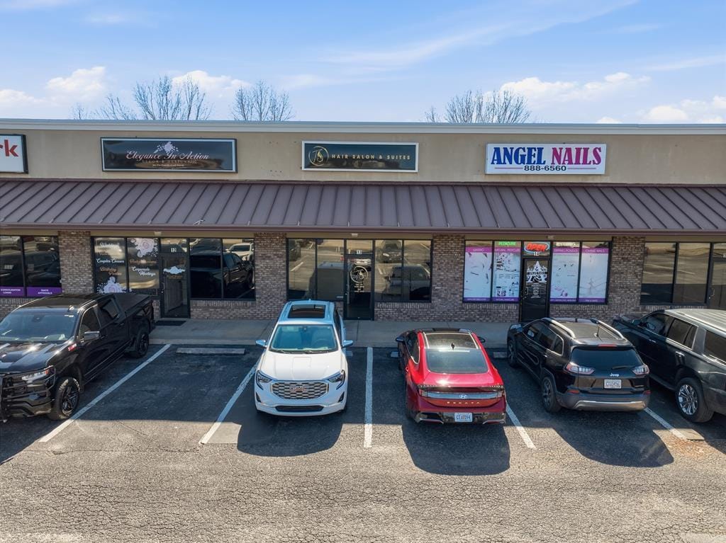 2734 Ledo Rd, Albany, GA 31707