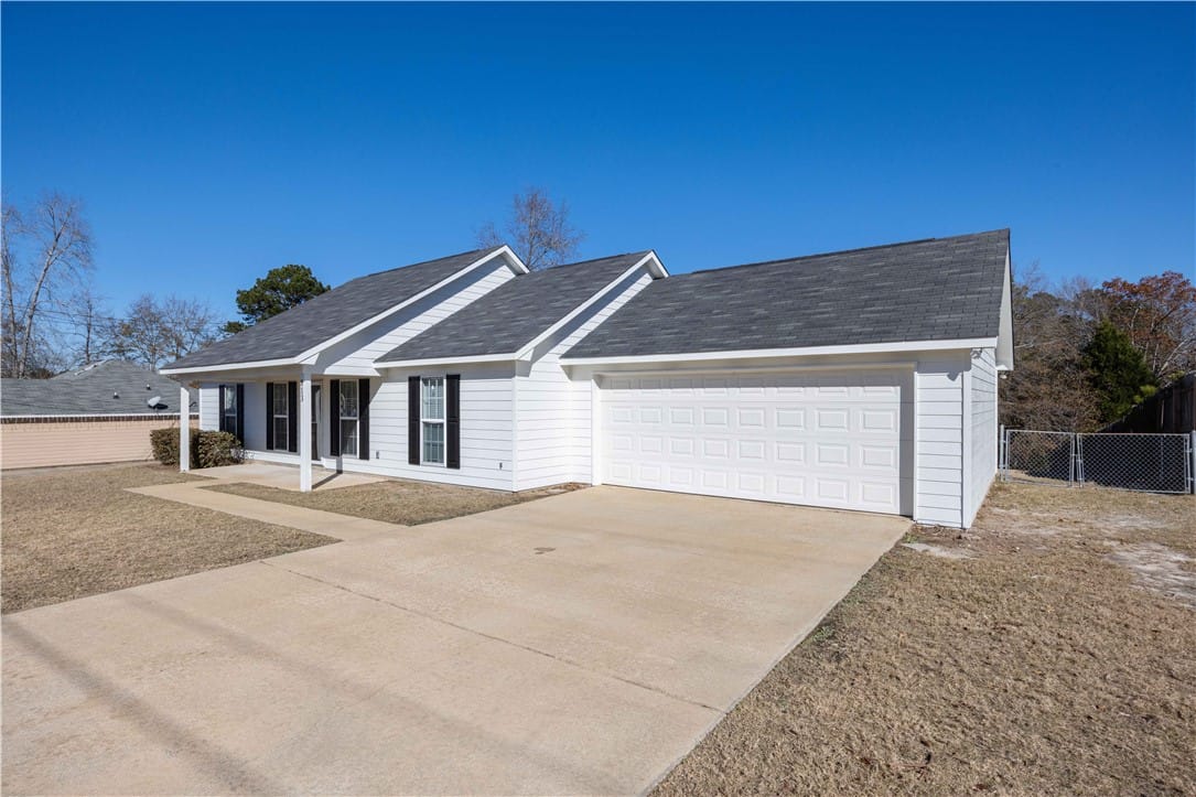 813 LEE ROAD 213, Phenix City, AL, 36870