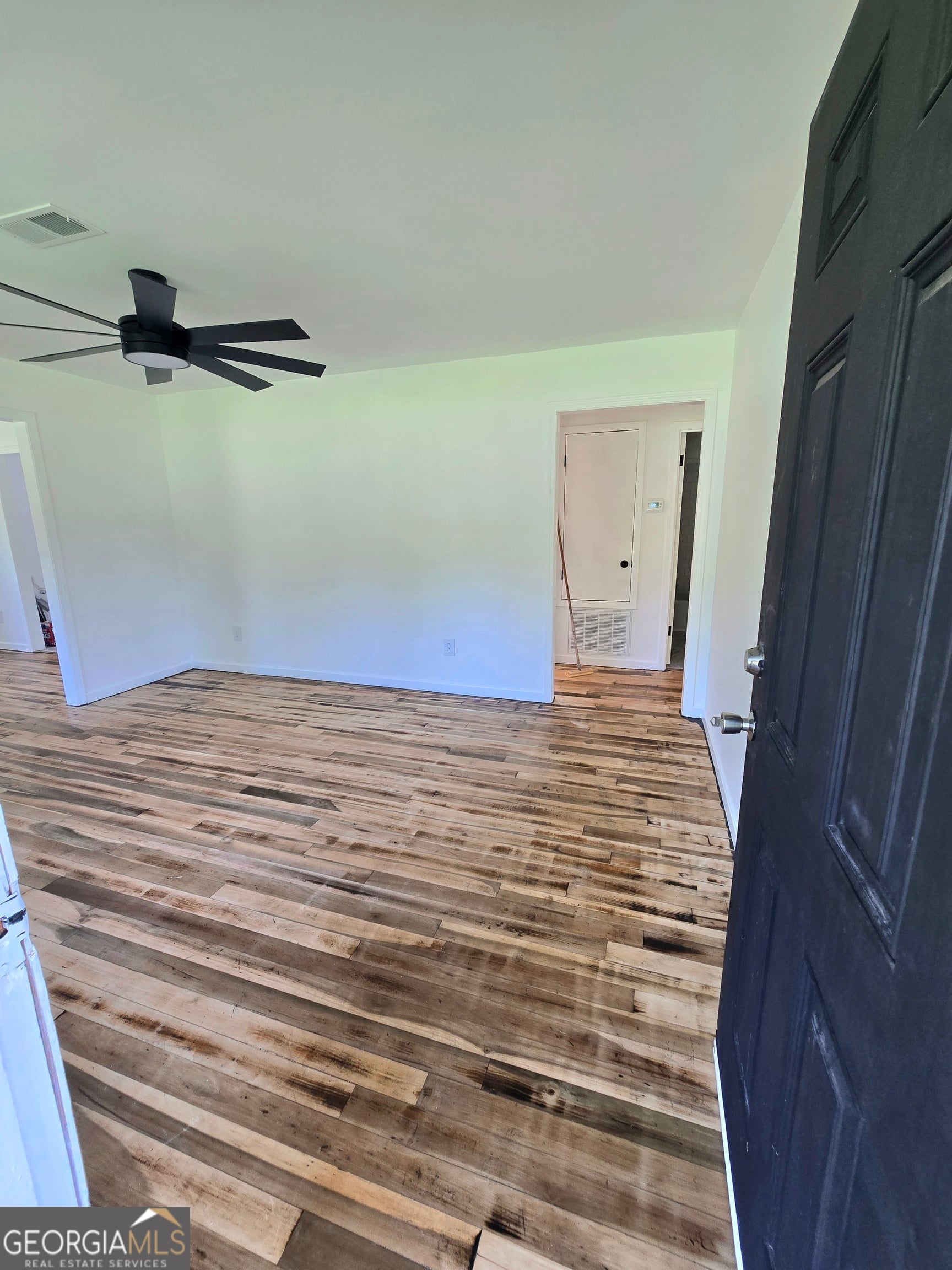 1190 Johnson Rd, Senoia, GA 30276