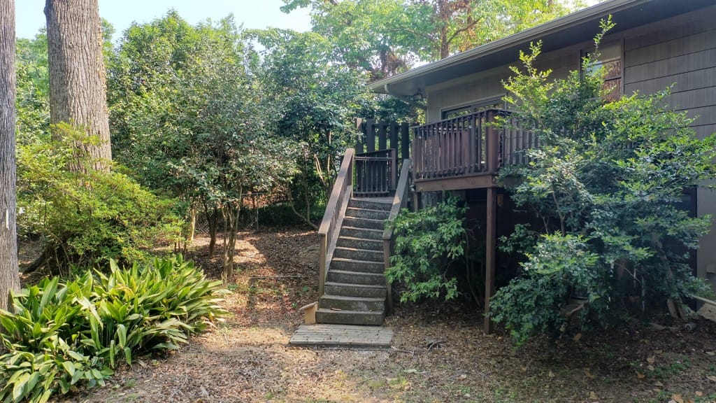 643 COLLEGE, Auburn, AL, 36830, This property features an inviting deck with stair