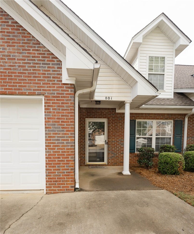 2428 E University Dr #801, Auburn, AL 36830