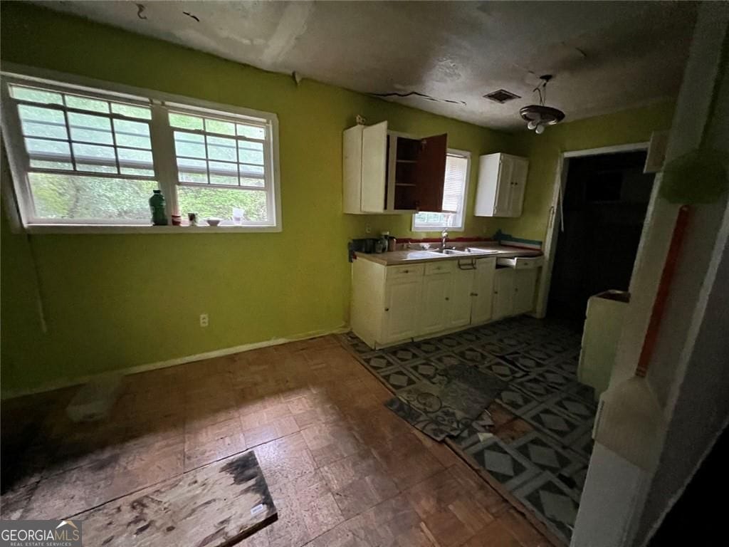 118 Meriwether St, Grantville, GA 30220
