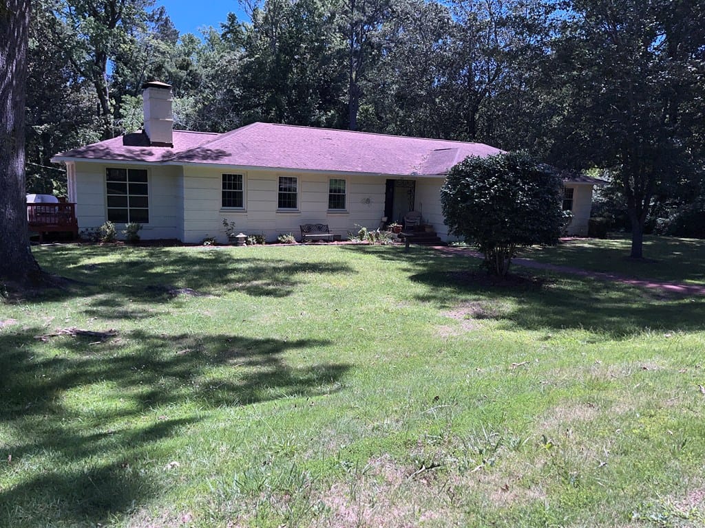 210 Taliaferro Dr, Hogansville, GA 30230