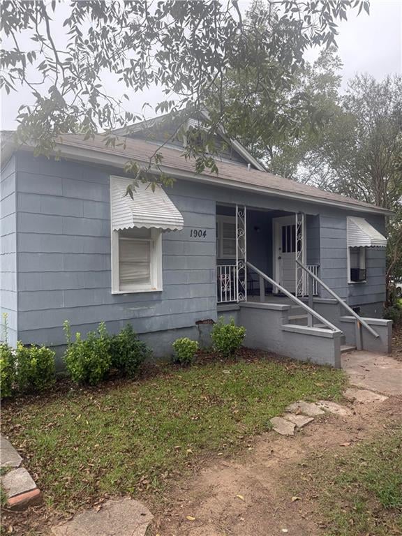 1904 10th Ct, Phenix City, AL 36867