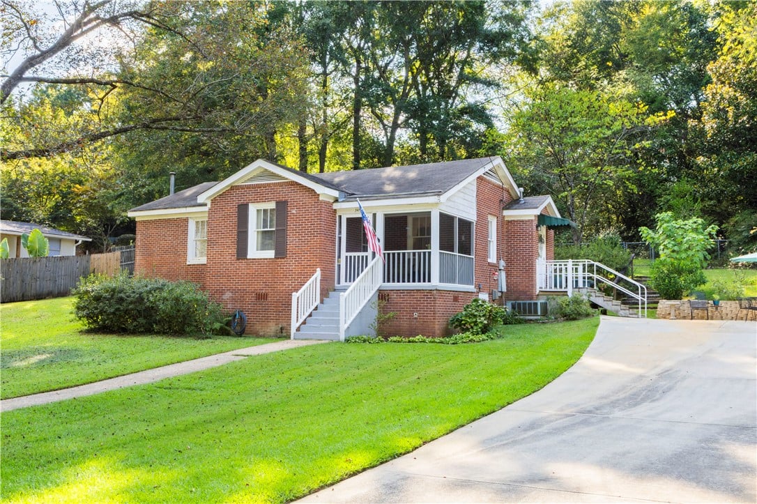 349 Bowden Dr, Auburn, AL 36830