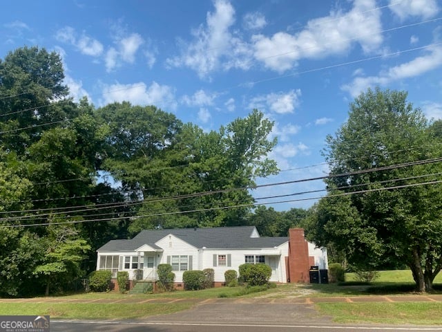 1807 US-29, West Point, GA 31833