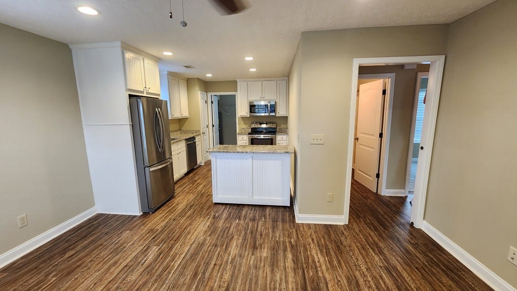 2702 North Railroad Street, Phenix City, AL, 36867 — Photo 3