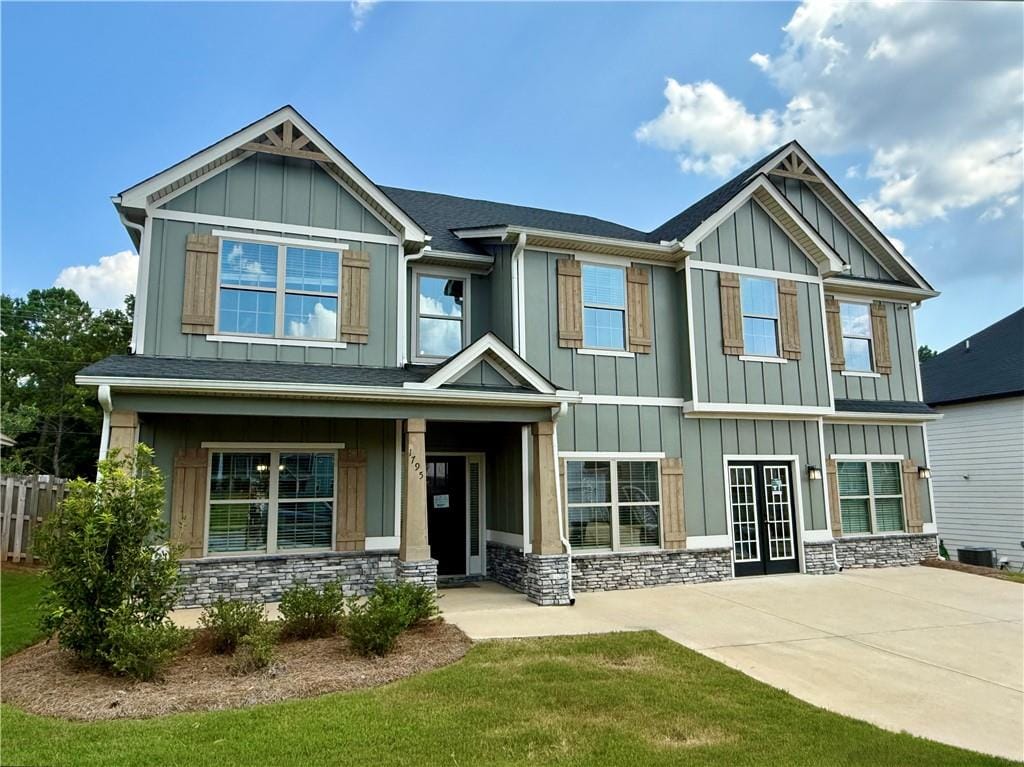 1795 Solamere Ct, Auburn, AL 36832
