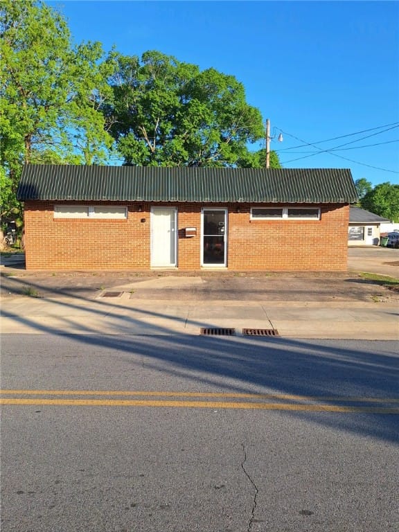 513 LANIER, Lanett, AL, 36863