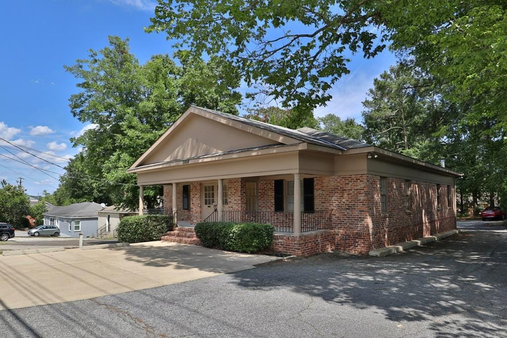 2908 Macon Rd, Columbus, GA 31906