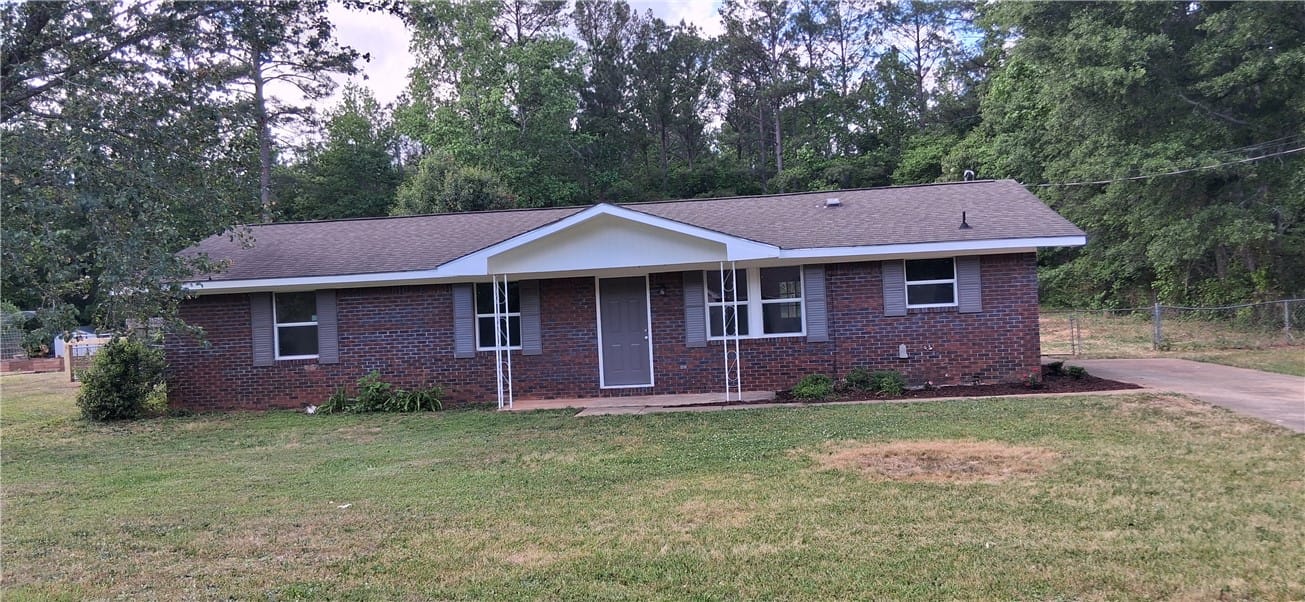 1184 County Road 189, Valley, AL, 36854 — Photo 1