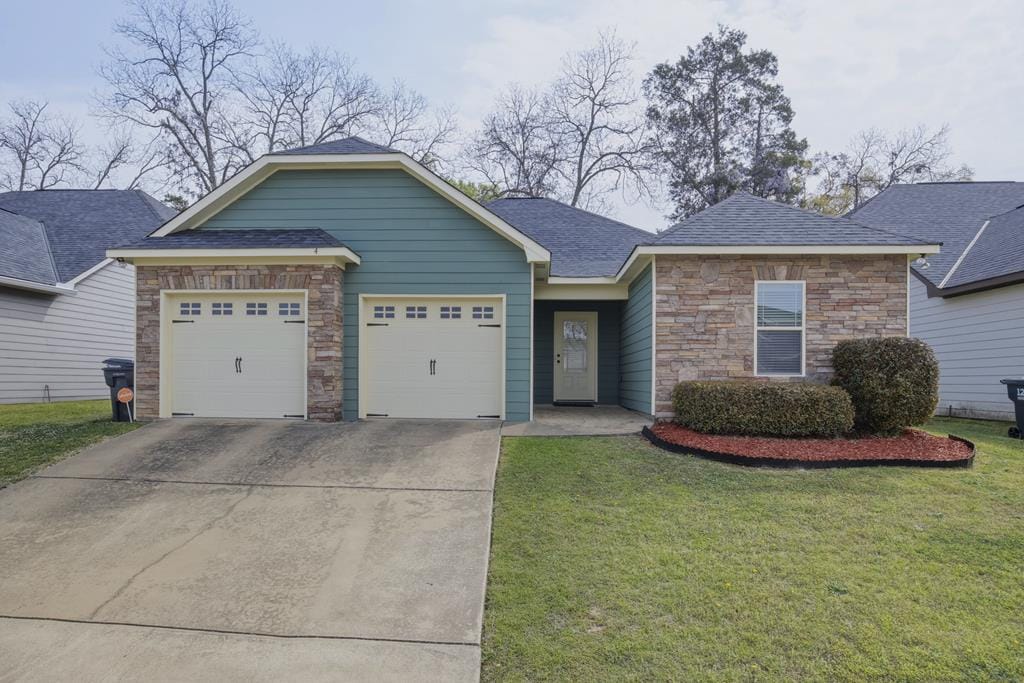4 Hickory Heights Drive, Phenix City, AL, 36870 — Photo 1