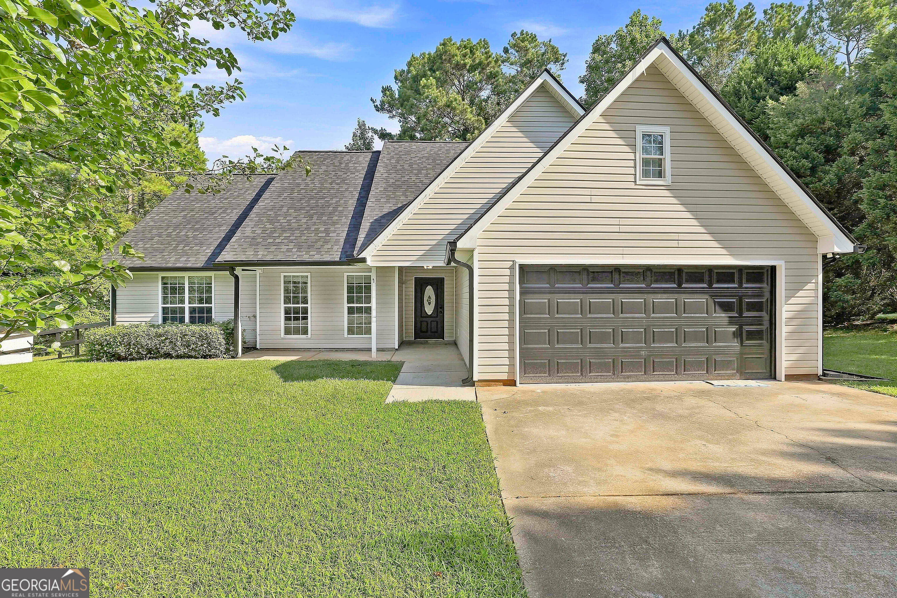677 Al Roberts Road, Senoia, GA, 30276