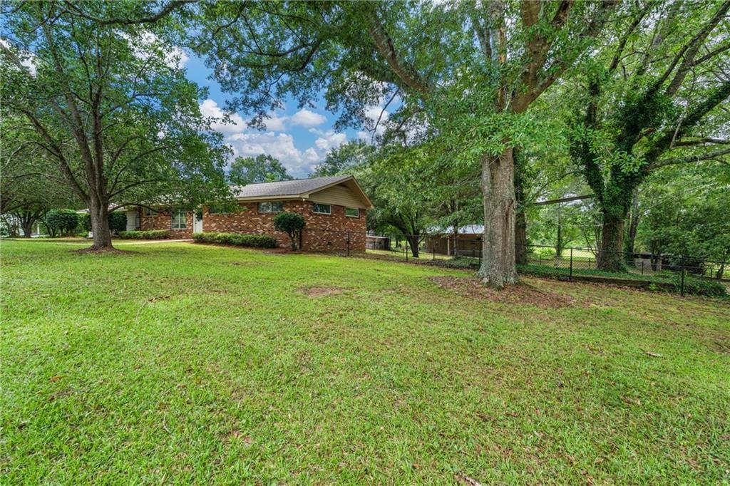 2812 43rd Ave SW, Lanett, AL 36863
