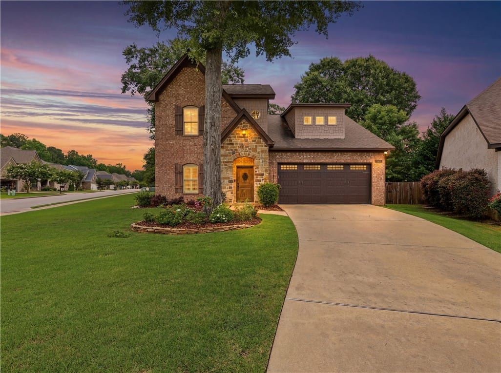 1230 Weatherford St, Auburn, AL 36830