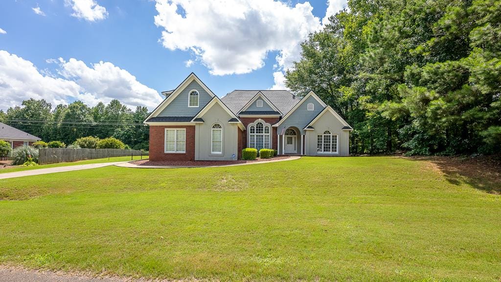 8219 Pinewood Dr, Columbus, GA 31909, USA — Photo 1