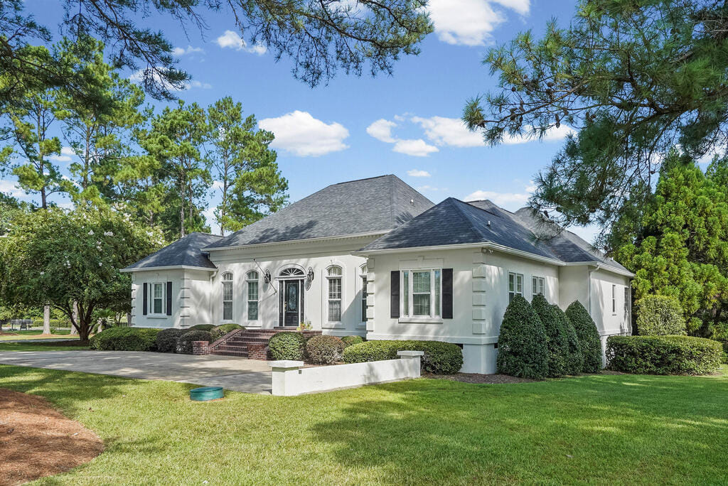 713 River Chase Ln, Albany, GA 31701