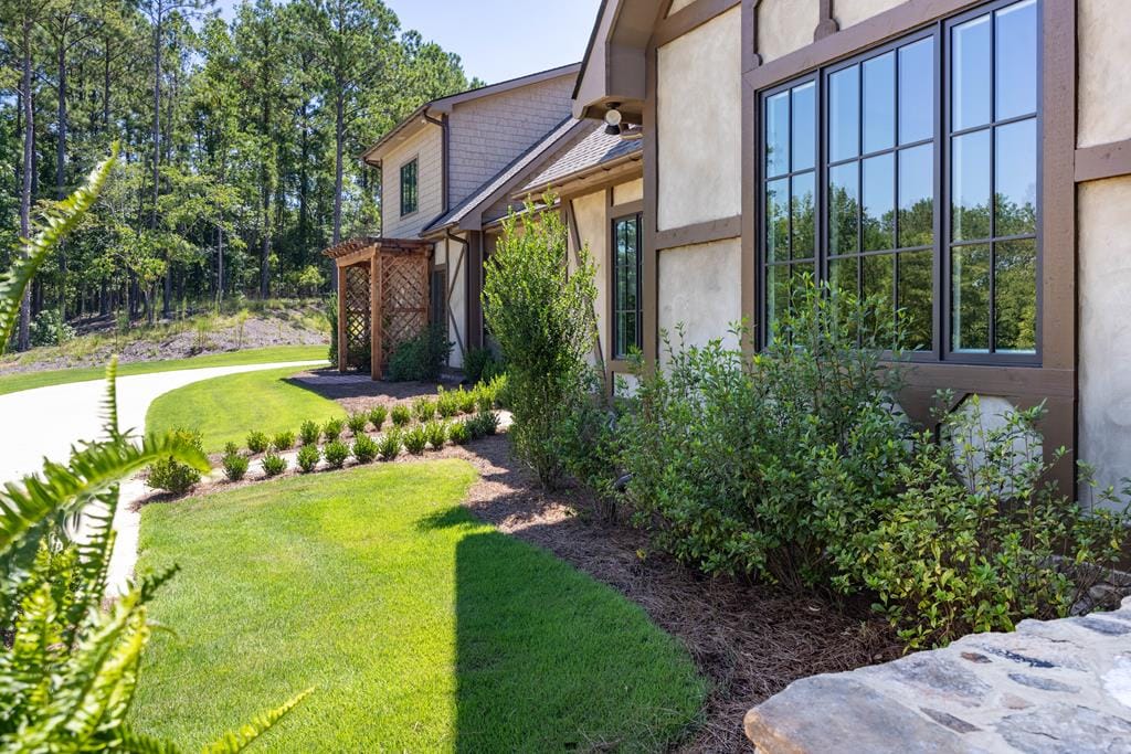 8511 Lake Bright Dr, Columbus, GA 31904