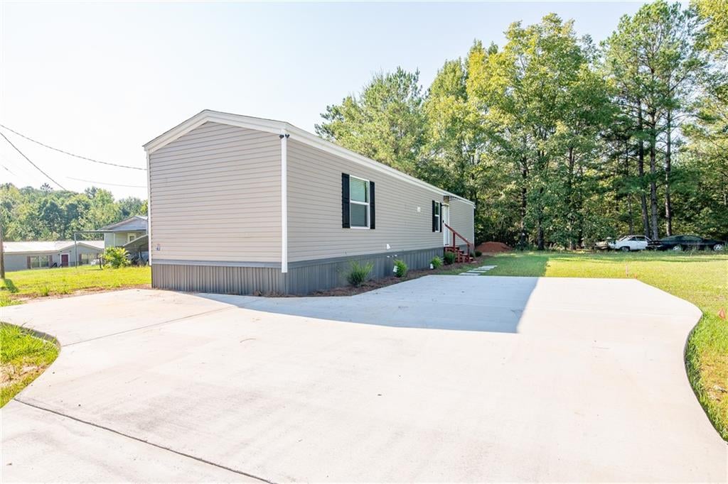 7 Lily St, Hurtsboro, AL 36860