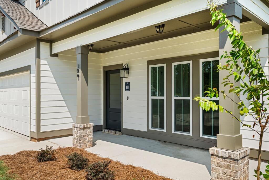 109 Chinaberry st, Pine Mountain, GA 31822