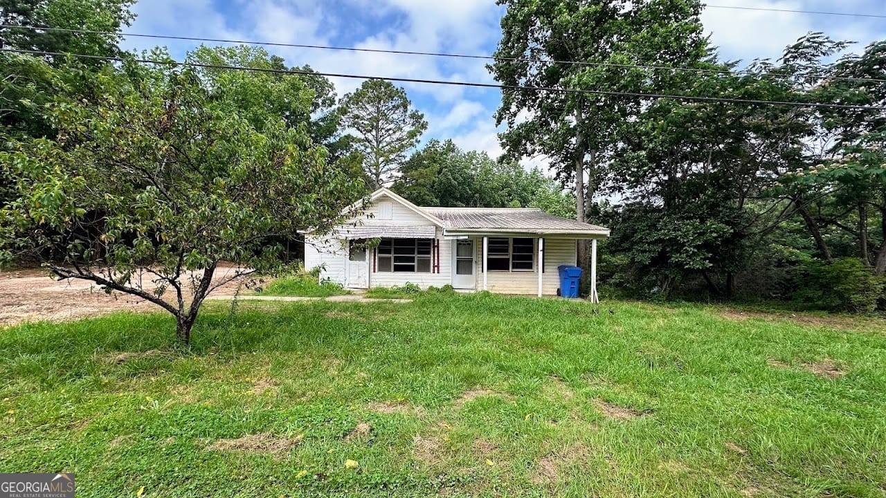 1565 Co Rd 61, Roanoke, AL 36274, USA