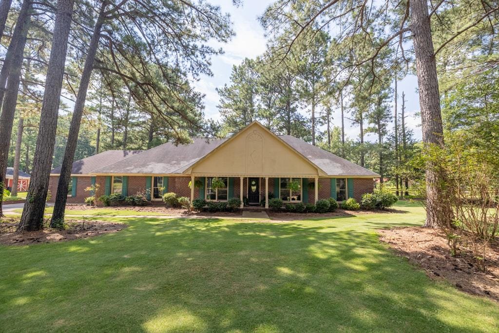 Lee Rd 852, Salem, AL 36874