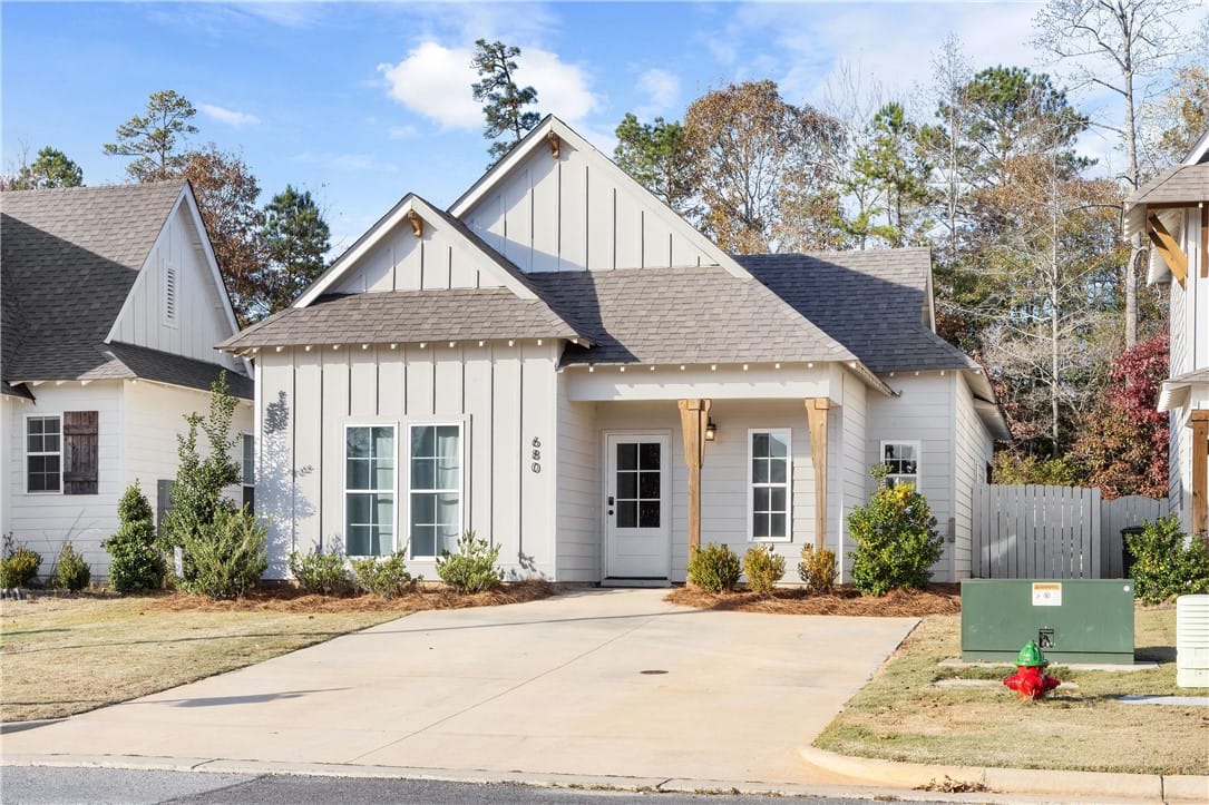 680 VILLAGE, Opelika, AL, 36801 — Photo 2