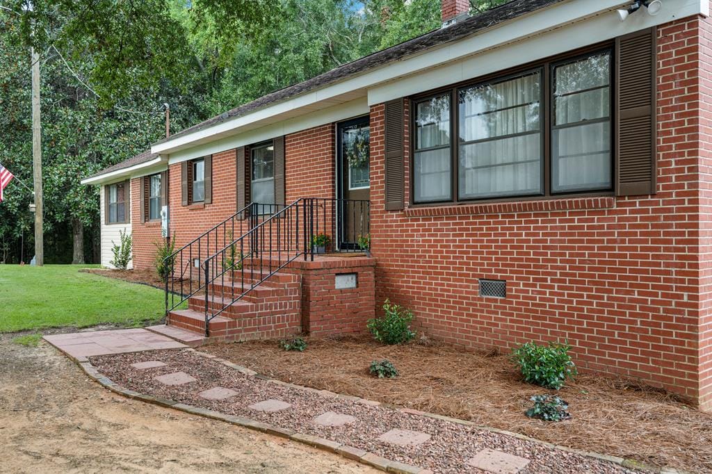 1900 N Eufaula Ave, Eufaula, AL 36027, USA — Photo 1