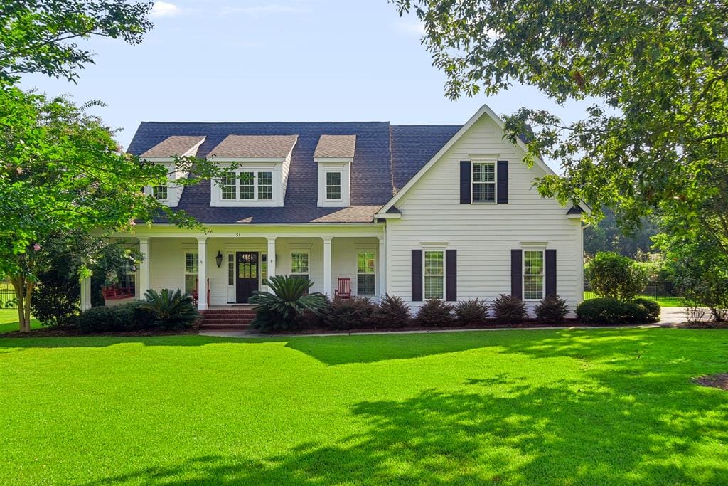 131 Pointer Dr, Leesburg, GA 31763