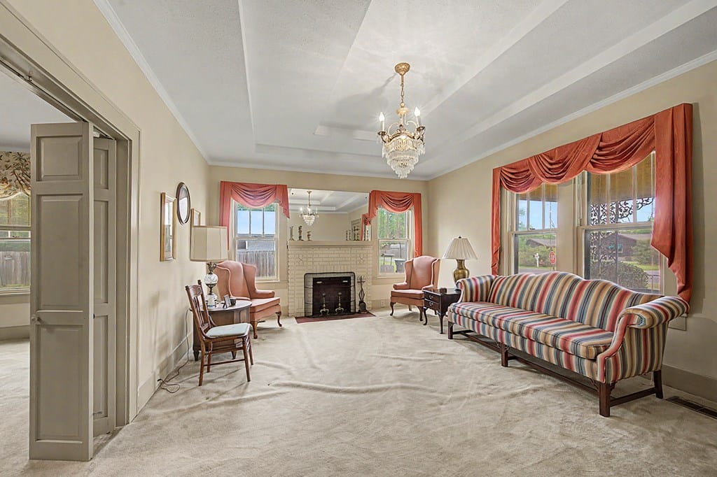 297 Saunders St SW, Pelham, GA 31779, USA