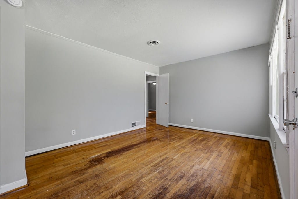 220 Tennant Ave, Columbus, GA 31907, Living Room
