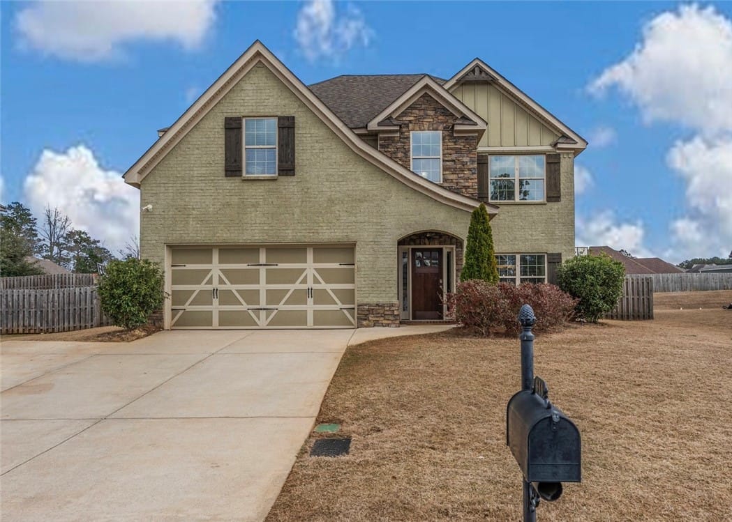 810 W Richland Cir, Auburn, AL 36832, USA — Photo 1