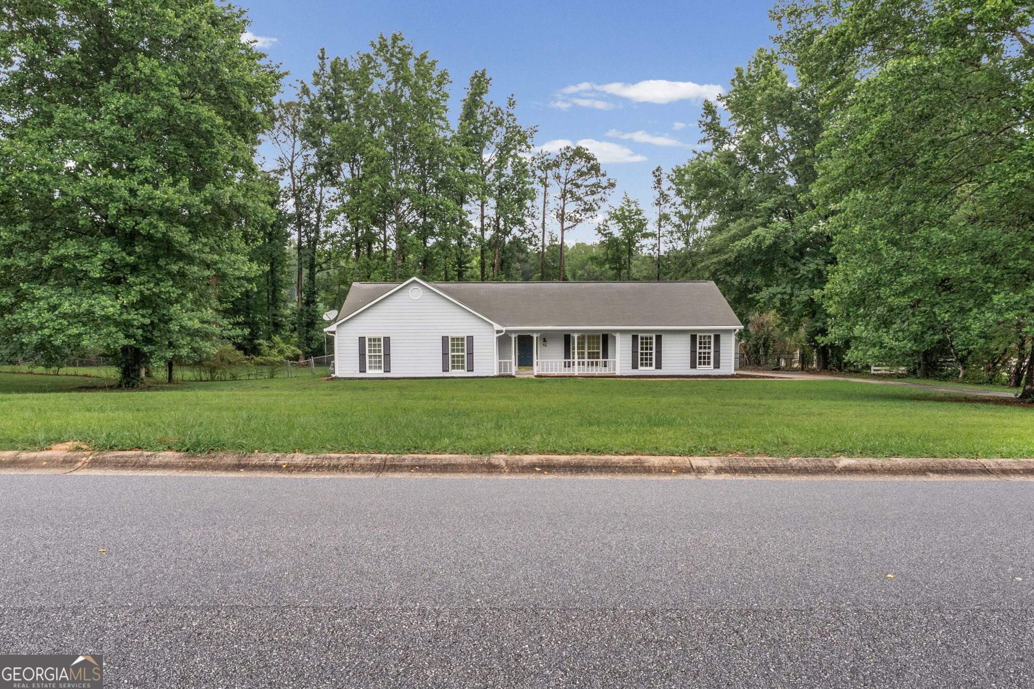 60 London, Sharpsburg, GA, 30277