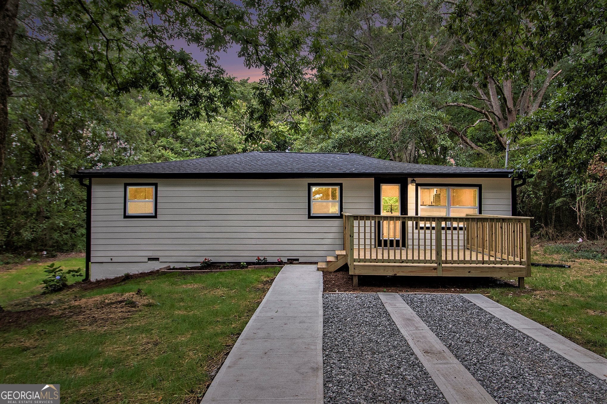 635 Layfield Dr, Pine Mountain, GA 31822