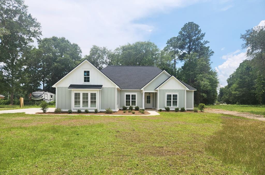 109 Tybee Ln, Leesburg, GA 31763
