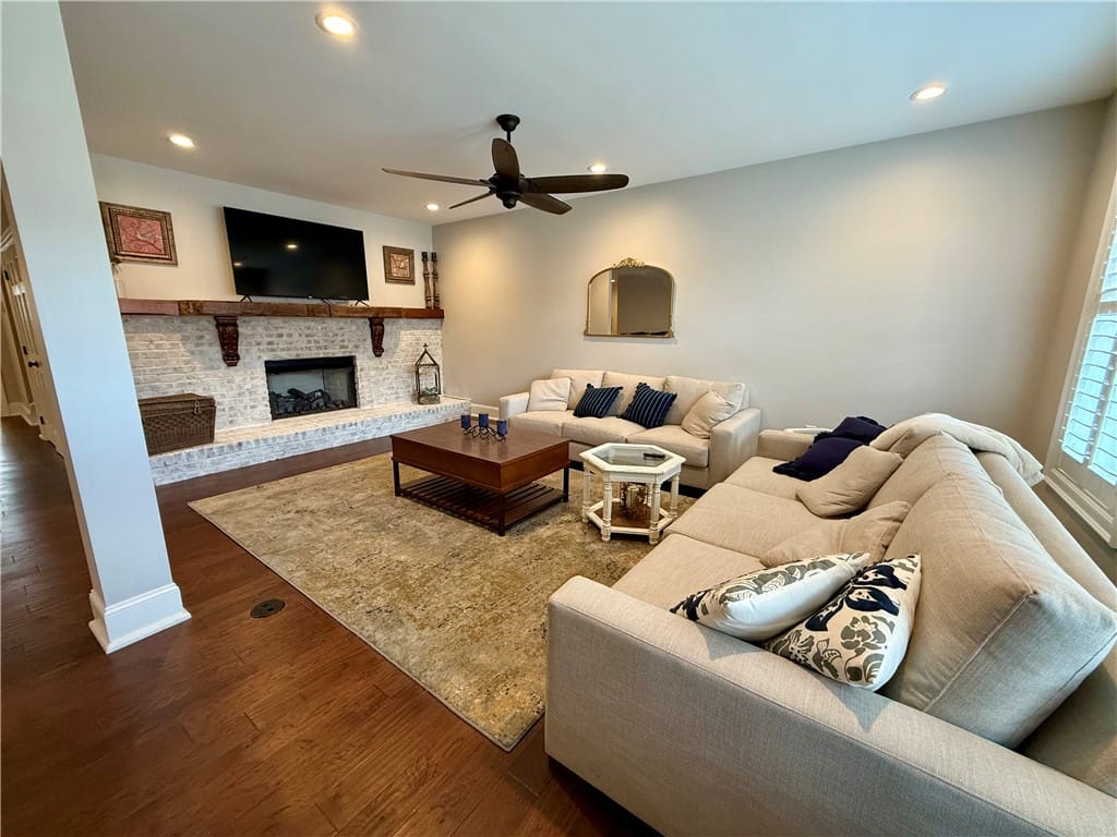 712 East 4th Street, West Point, GA, 31833 — Photo 3