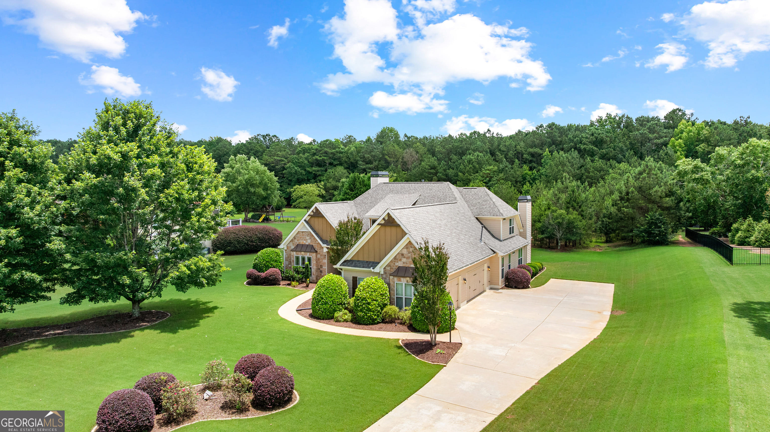 134 Beaumont Farms Dr, Sharpsburg, GA 30277