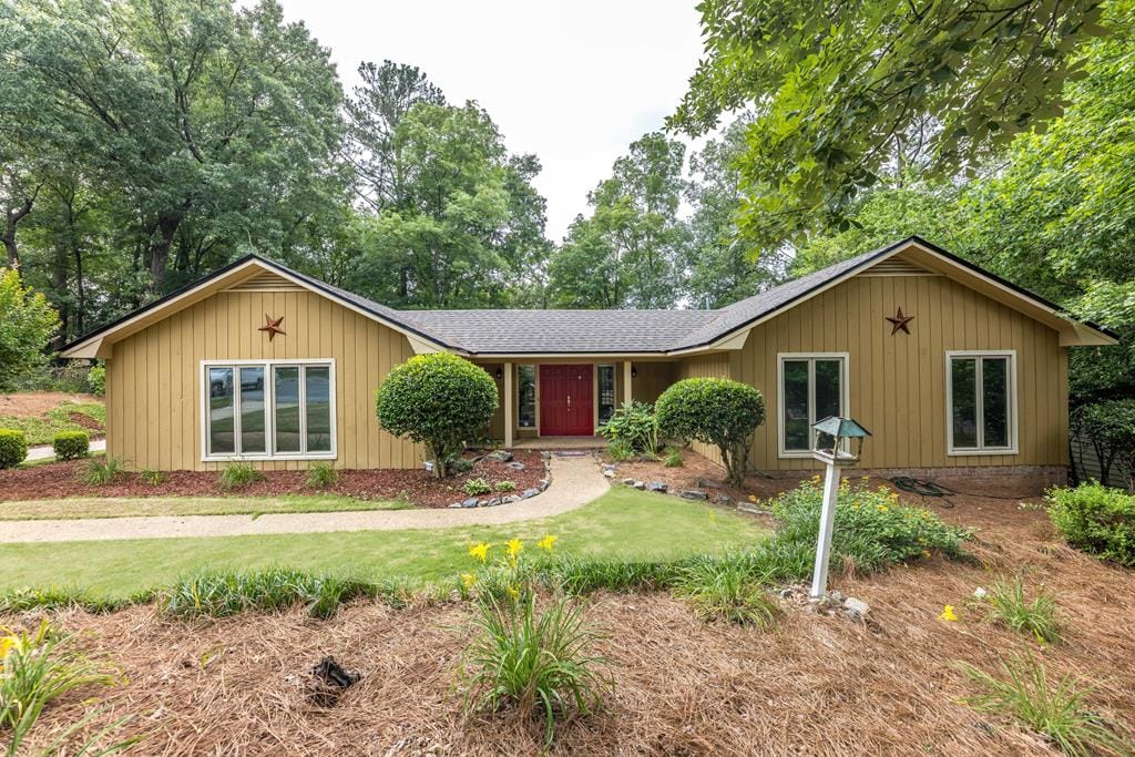 3 Seaton Ct, Columbus, GA 31909
