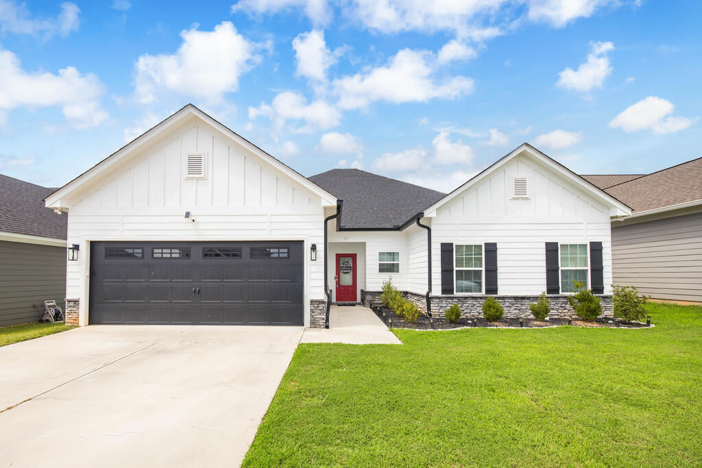 17 Ivy Wy, Phenix City, AL 36867