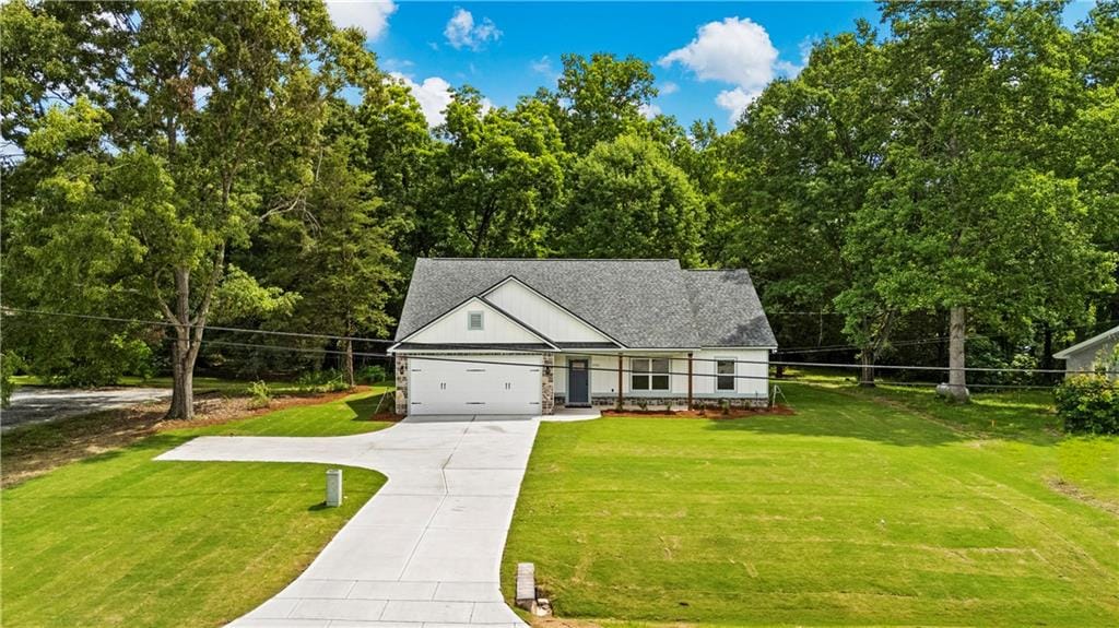 1733 Panther Pkwy, Smiths Station, AL 36877