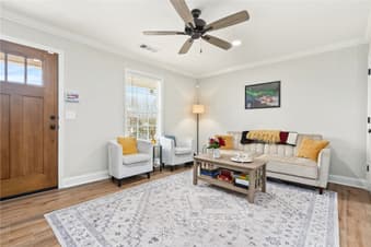 327 ROSS #231, Auburn, AL, 36830
