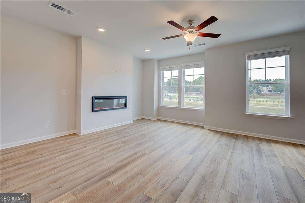3006 Daybreak Ln, Newnan, GA 30265