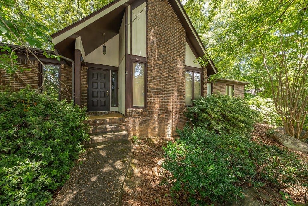 6954 Springlake Dr, Columbus, GA 31909