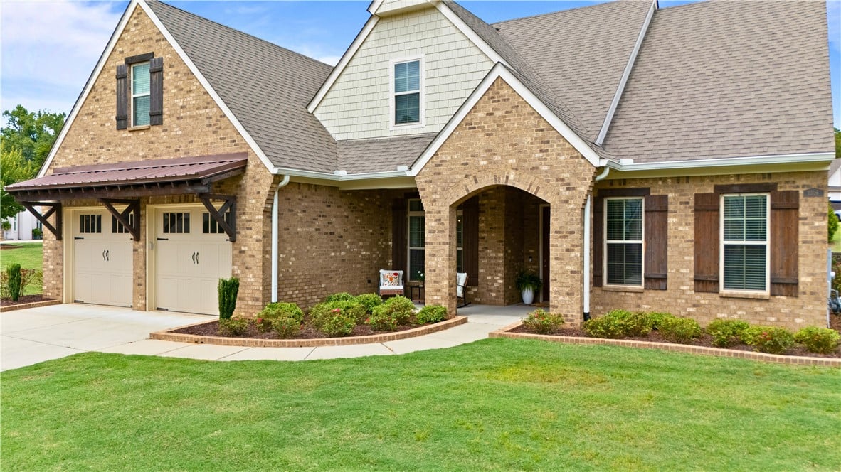 1305 Spring Lakes Crossing, Opelika, AL 36801