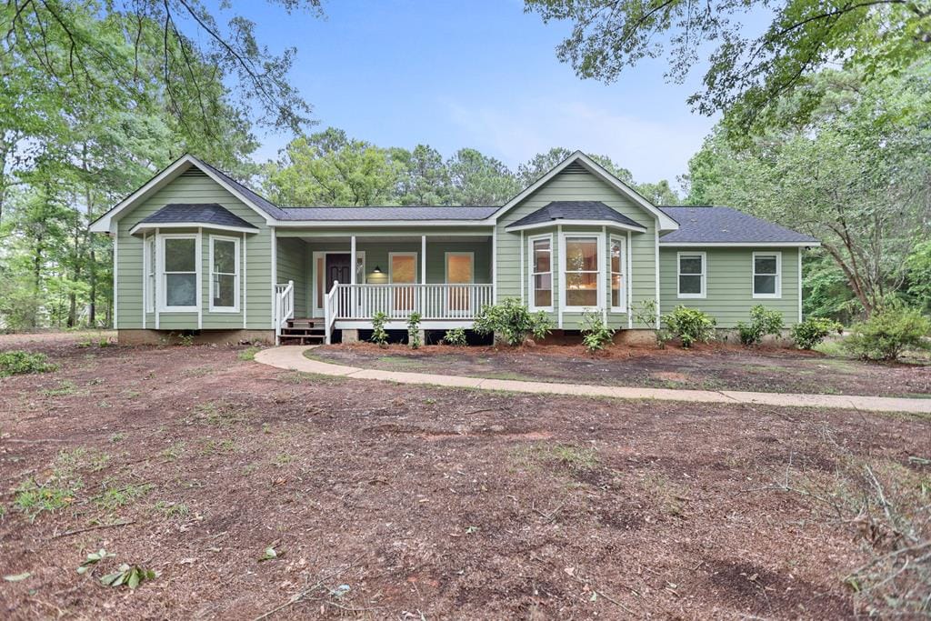 114 Pineknoll Dr, Warm Springs, GA 31830