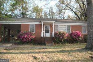 198 Collins Dr, Columbus, GA 31903