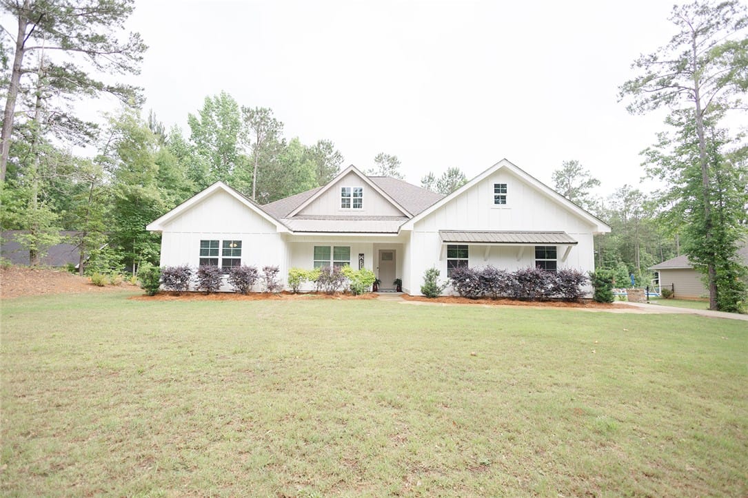 460 Lee Rd 370, Valley, AL 36854