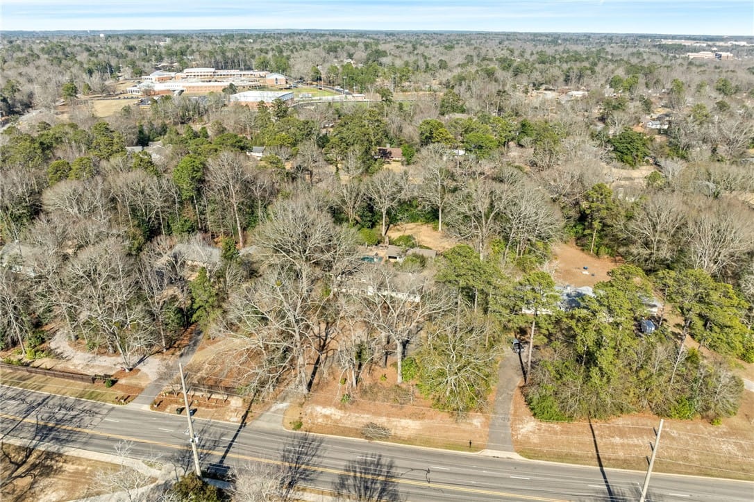 905 Moores Mill Rd, Auburn, AL 36830, USA — Photo 3