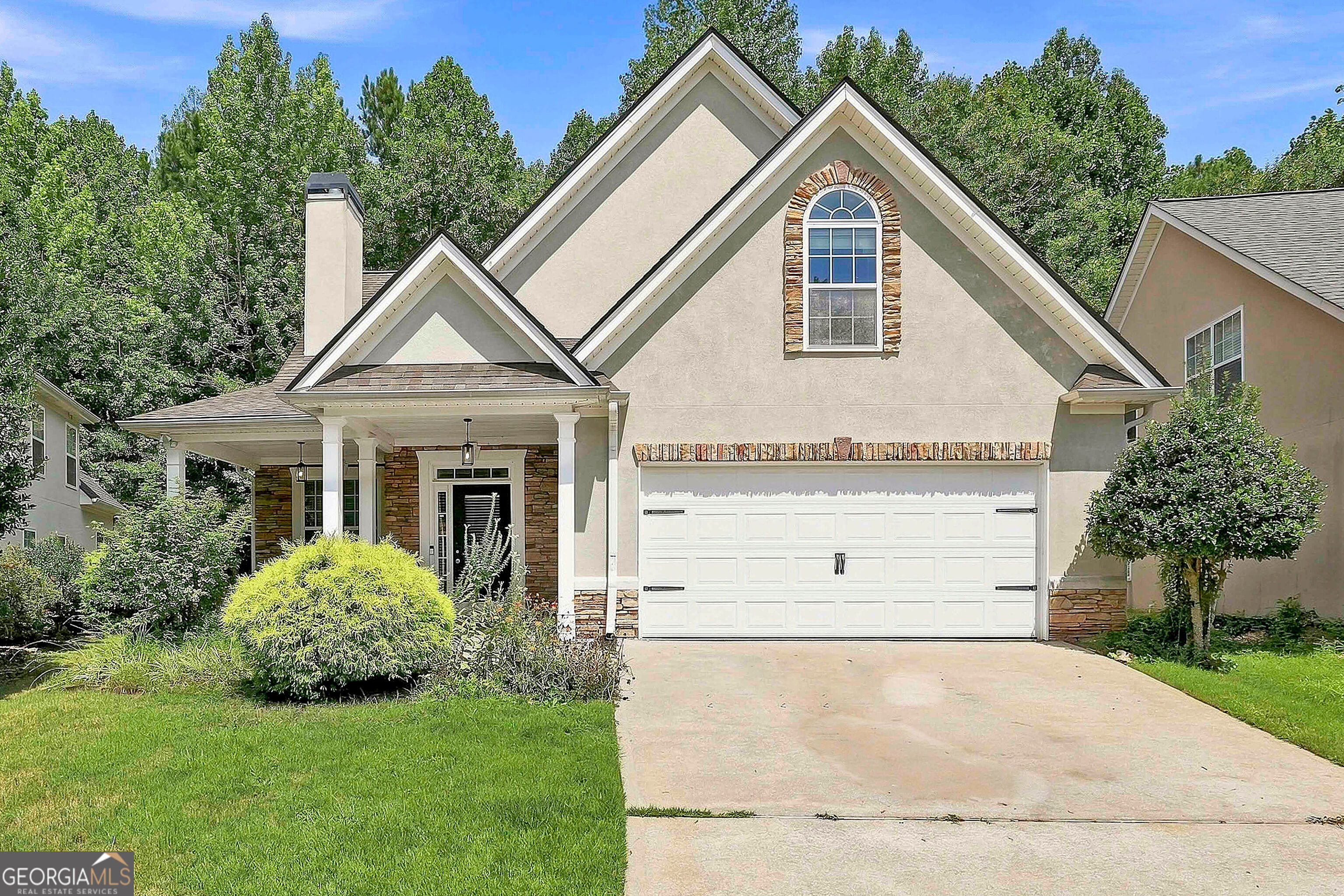10 Fenway Ct, Newnan, GA 30265