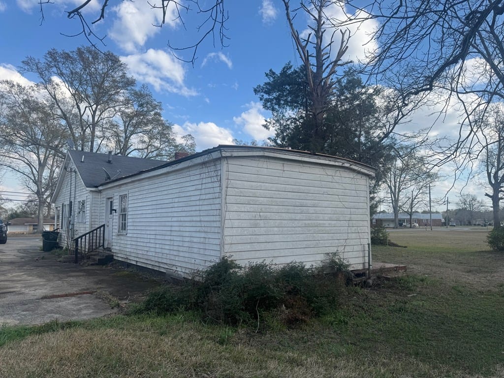 829 S Flowers Dr, Blakely, GA 39823, USA — Photo 3